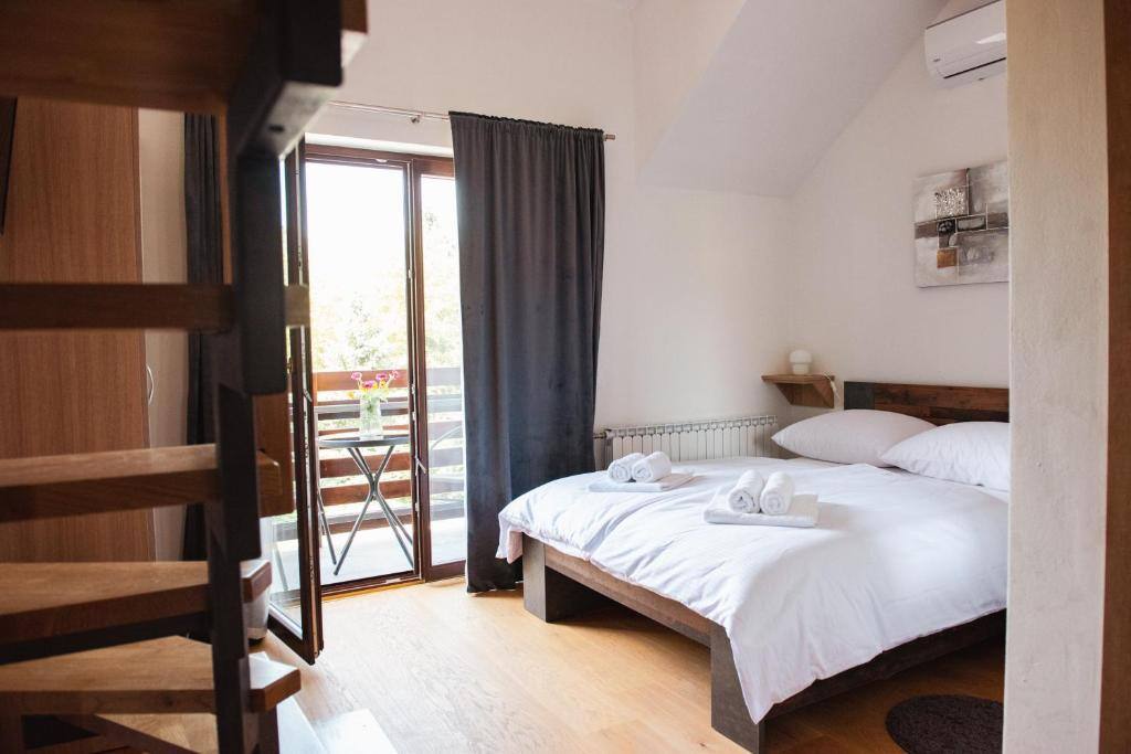 Rooms Enter Ogulin - Sobe 3